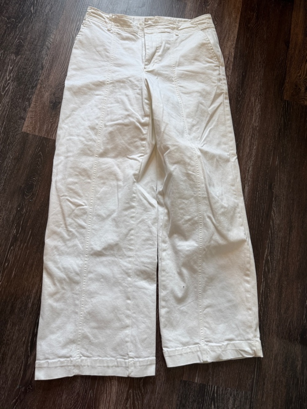 Universal Thread Cream Wide-Leg Chino Pants
